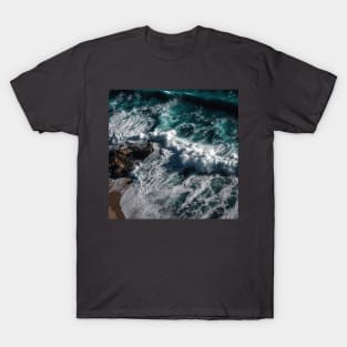 Rough sea waves white and rocks T-Shirt